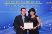 Image for Mr Frank LEE, Chairman of The Hong Kong Jockey Club Music and Dance Fund, awarded a dance scholarship to Miss CHAN Nga-shan